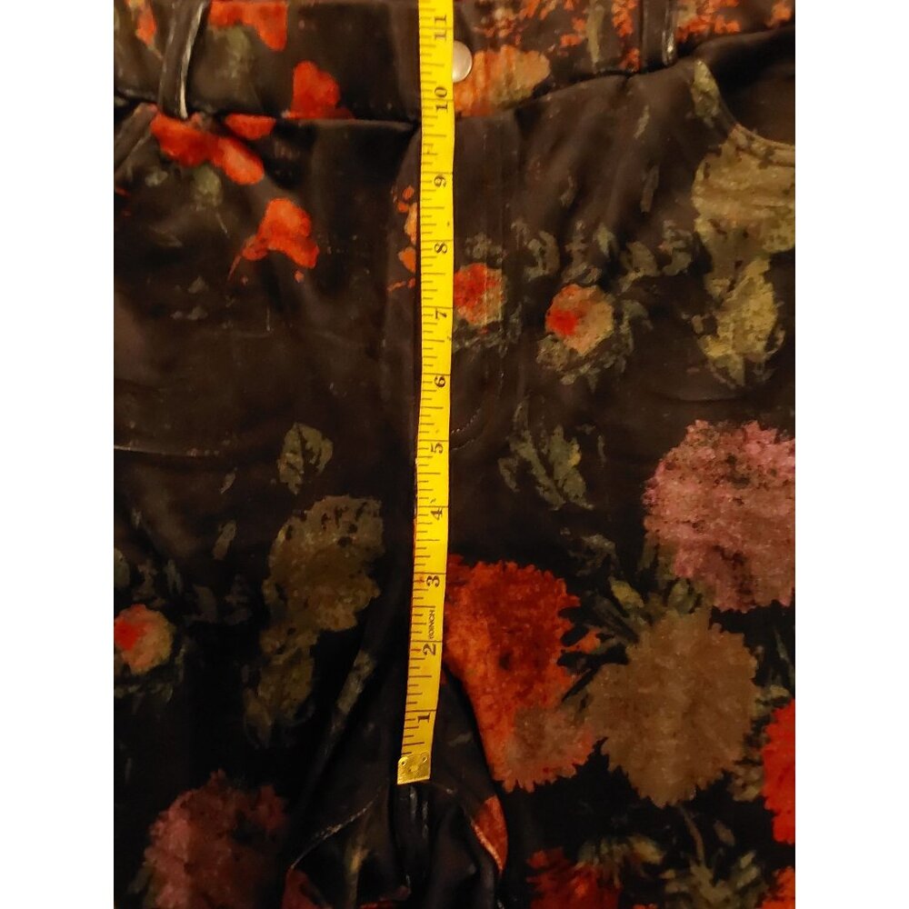 LEGACY Floral Patterned Women's Velvet Skinny Pants Pockets. Size Medium - Picture 4 of 7